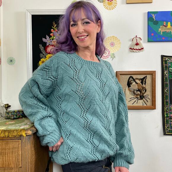 Vintage Chunky Oversized Sweater, 1970s Hand Knit Blue Crewneck, OS Plus Sz - Picture 2 of 10